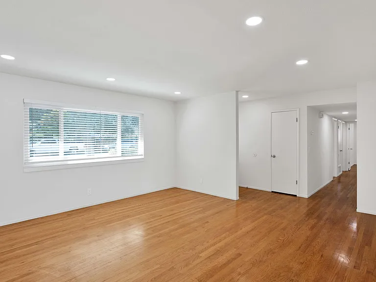 4029 Park Blvd — Photo 4