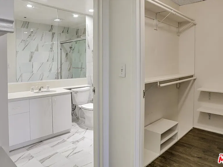 10610 Wilshire Blvd #533 — Photo 13