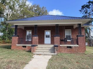 205 Saluda St, Ninety Six, SC 29666