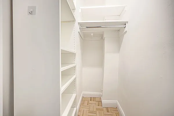 Rented by Urbane Brokerage | media 28