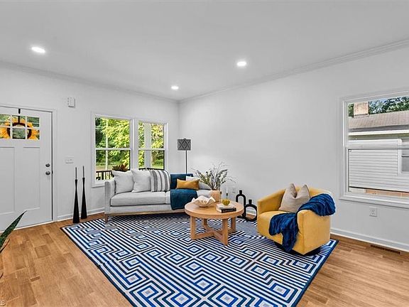 2nd image of 1622 Rankin Rd