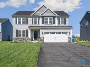136 Bentley Dr, Perrysburg, OH 43551