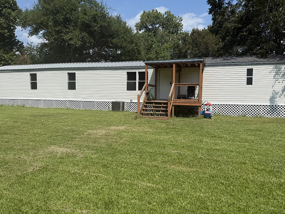 514 Joan St