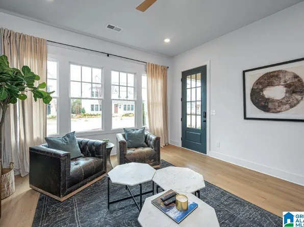762 River Walk Dr, Birmingham, AL 35216