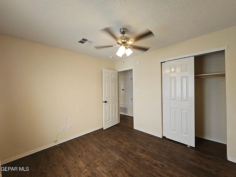 10909 Northview Dr — Photo 13