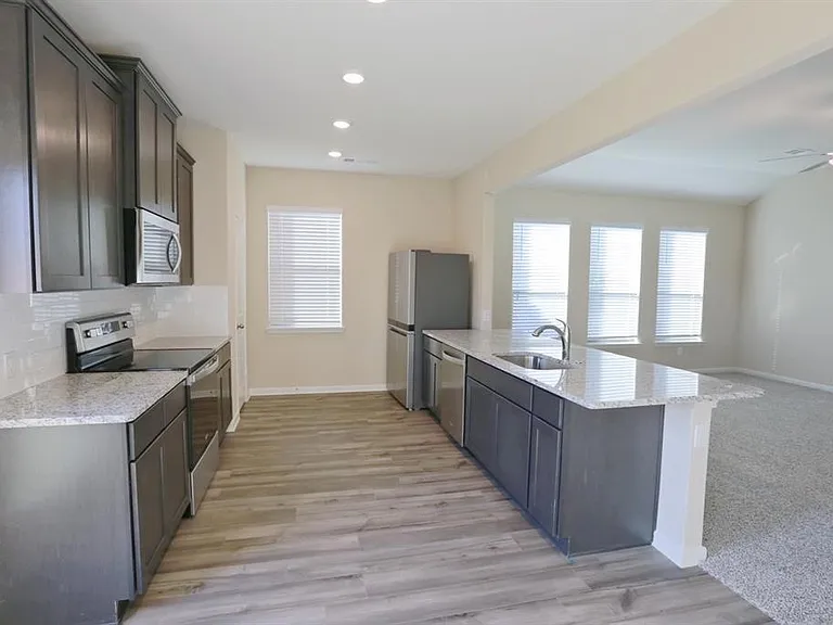316 Sweet Pea Ln — Photo 5