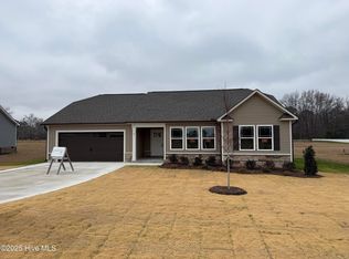 61 Maxwell Farm Ln, Selma, NC 27576