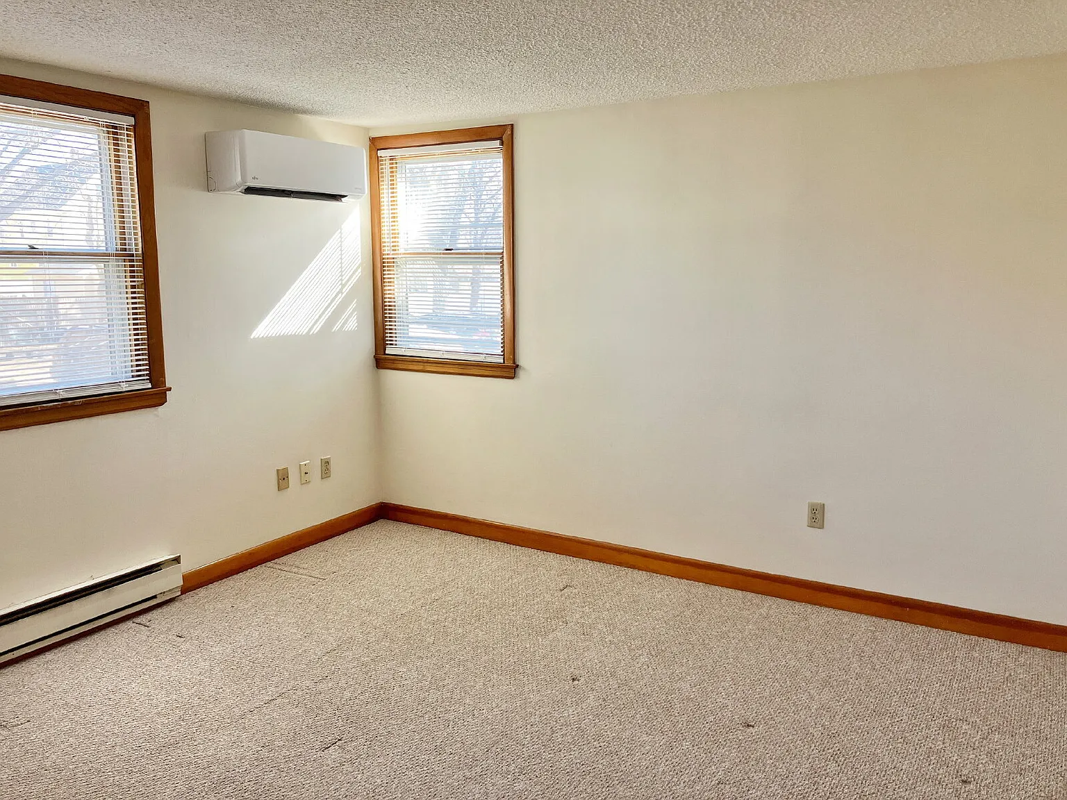 1 bed, 1.0 bath, $1,695 — Photo 3