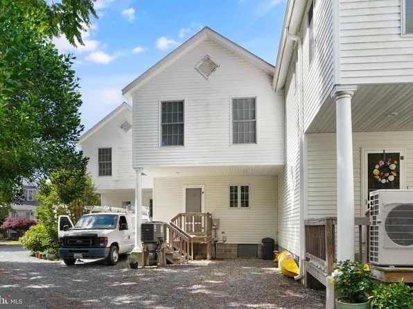 7140 Assateague View Ln, Chincoteague, VA 23336