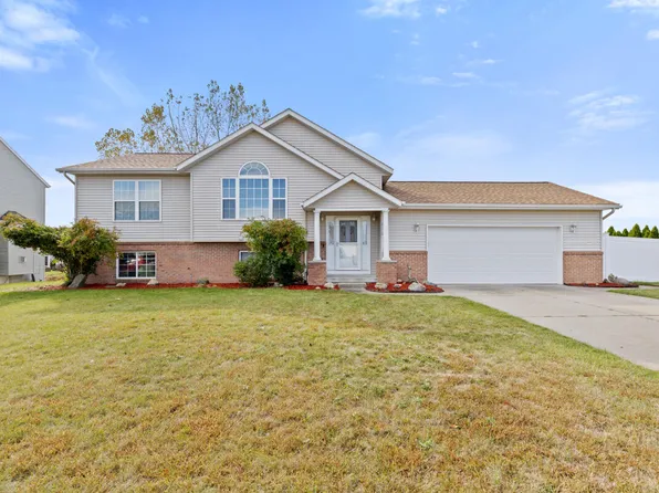 2110 Eaststone St SE, Caledonia, MI 49316