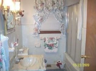 458 Iola Ln, Madisonville, KY 42431