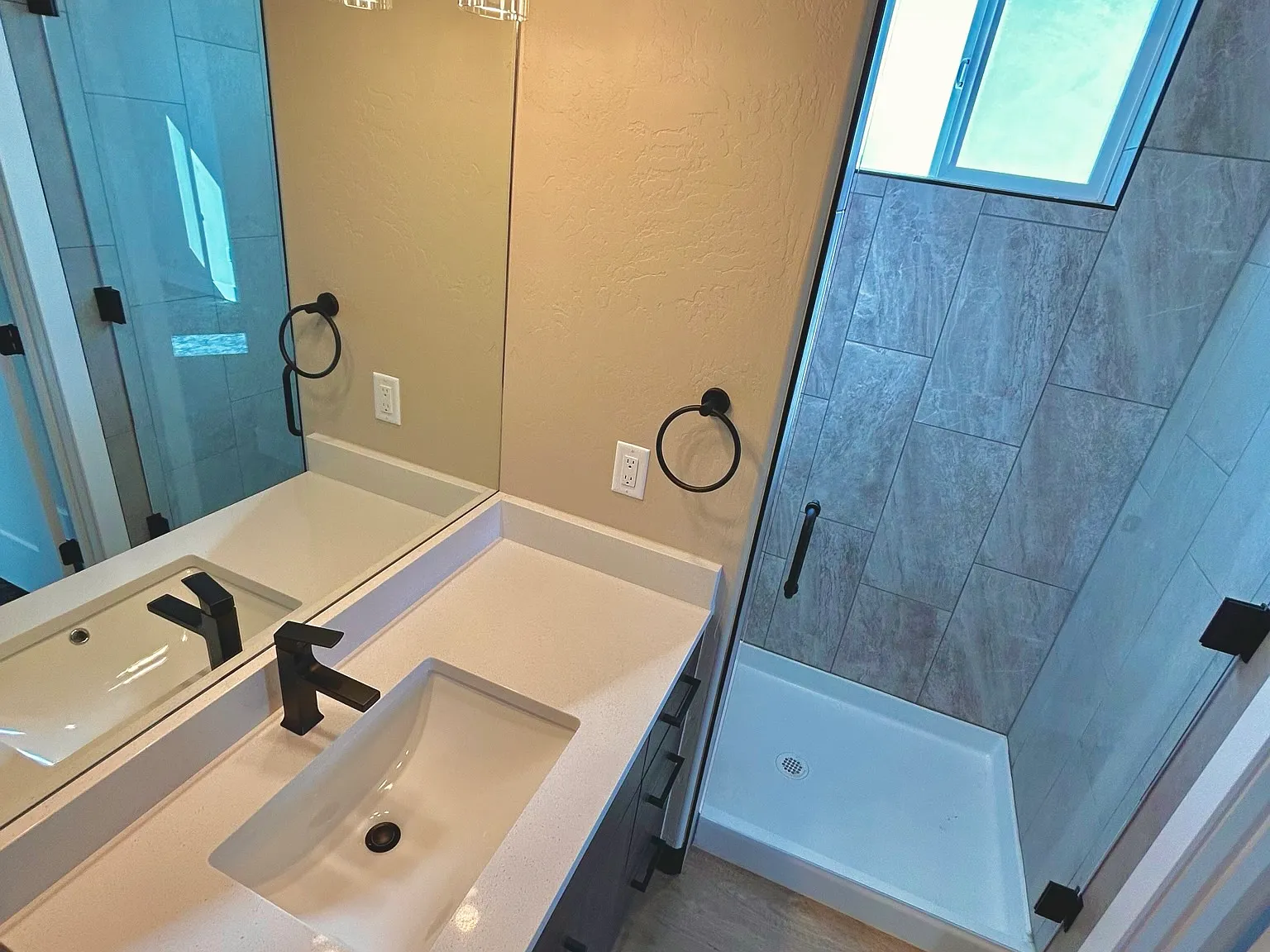 Angelview Apartments - 509 Shepherd Road - 1A — Photo 4