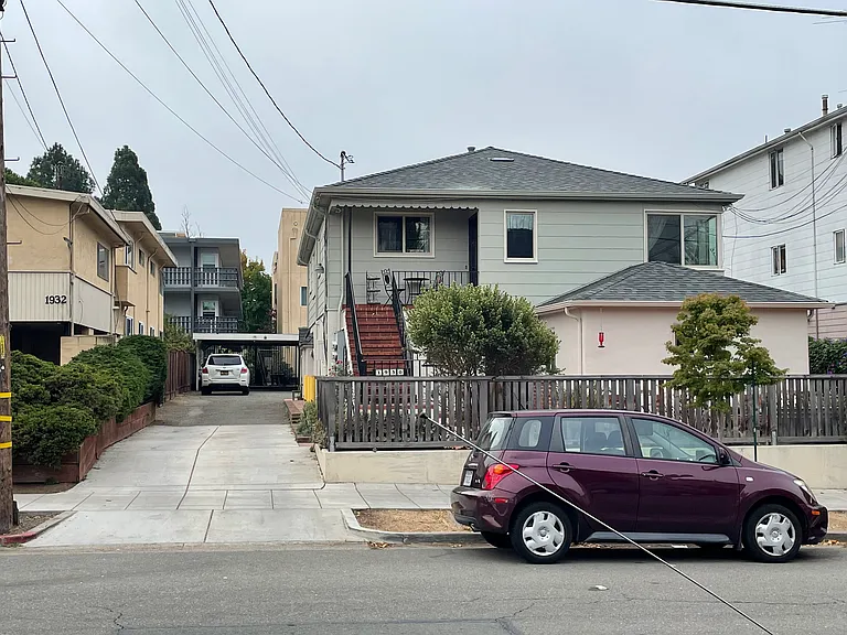 1930 Haste St #B — Photo 35