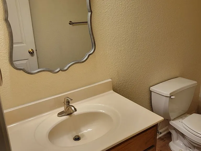 4522 Waterloo Dr — Photo 28