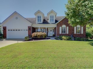 2103 Lee Ridge Dr, O'Fallon, MO 63368