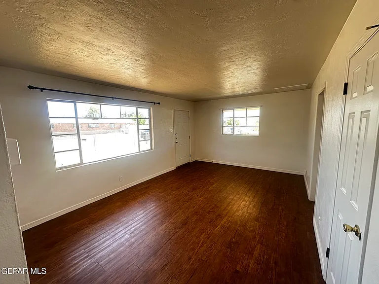 5116 Marie Tobin Dr — Photo 3
