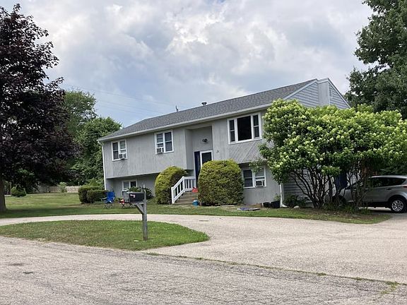 2nd image of 34 Gardenia Ln