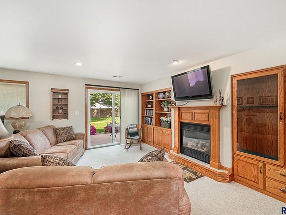 5th image of 5708 S Sandra Dr