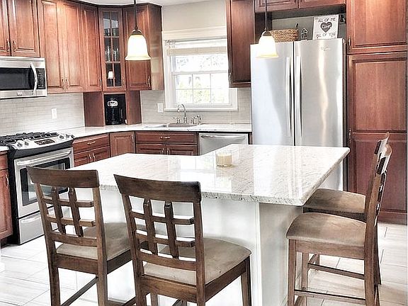 4th image of 117 Orchid Dr