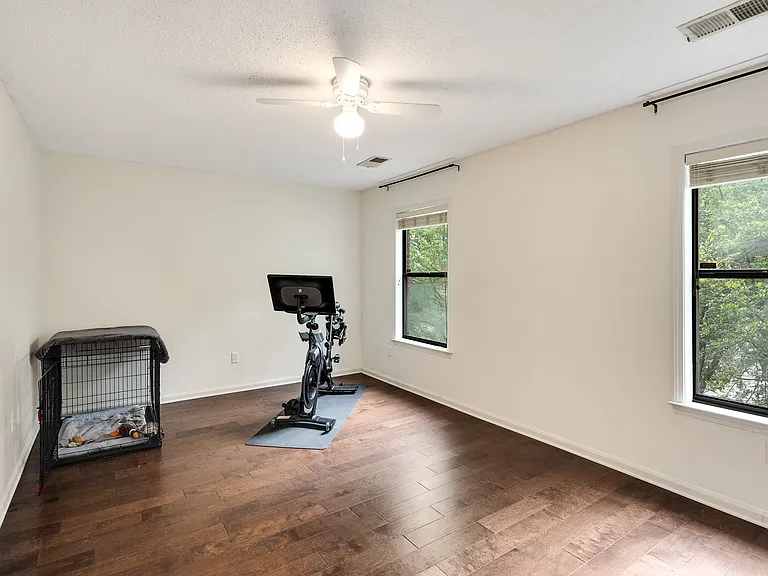 1707 Belvedere Ct — Photo 11