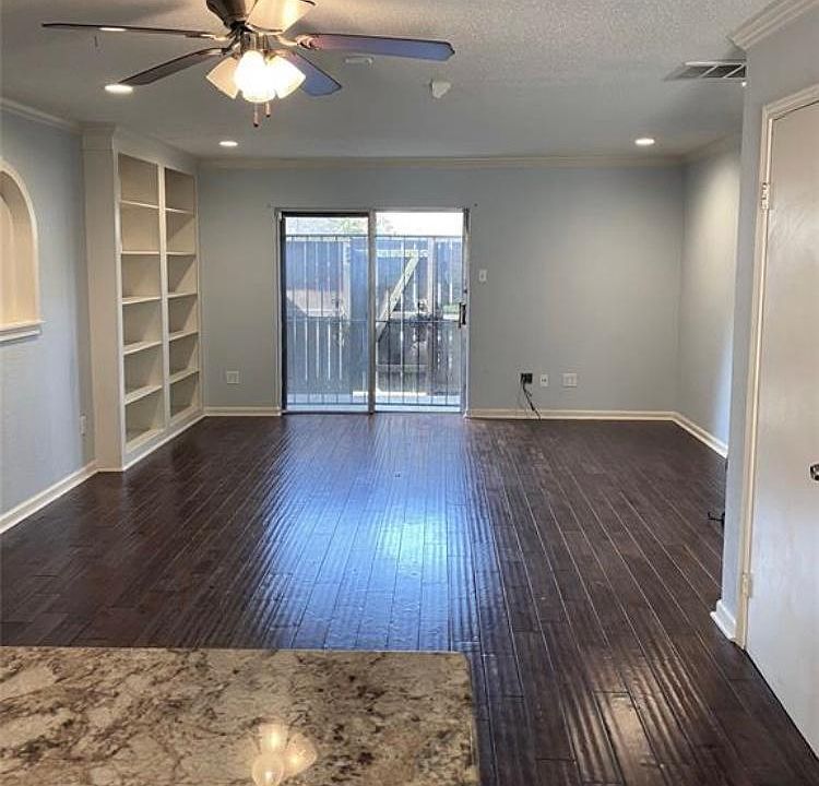 1st image of 1715 Moritz Dr APT 27