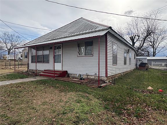 5th image of 81 Pigeon Ln