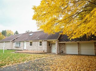 21774 Lahser Rd, Southfield, MI 48033