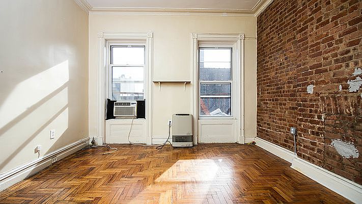1st image of 60 Hancock St APT 4R