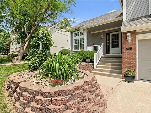 4th image of 3701 Durham Ct