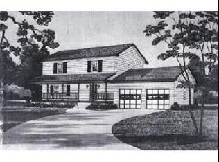 110 E Main St, Reddick, IL 60961