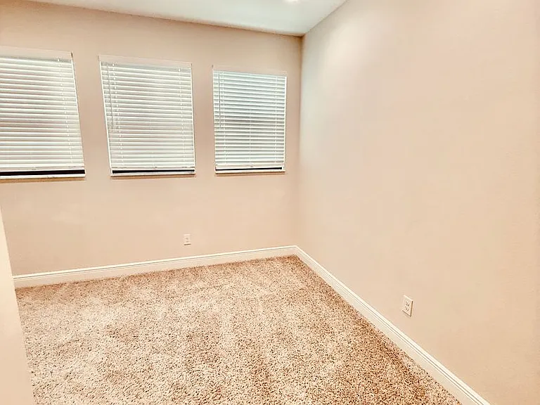 7594 Poulicny Ln — Photo 29