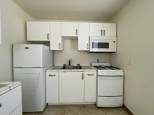 6423 Cholla Ave #2 — Photo 7