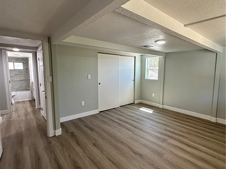 2590 N Murphy St — Photo 29