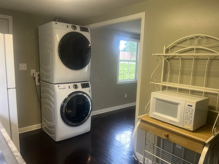 179 Smith Ln — Photo 13
