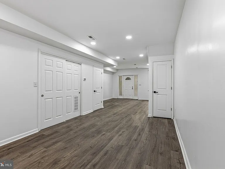 2719 N 47th St #1 — Photo 12