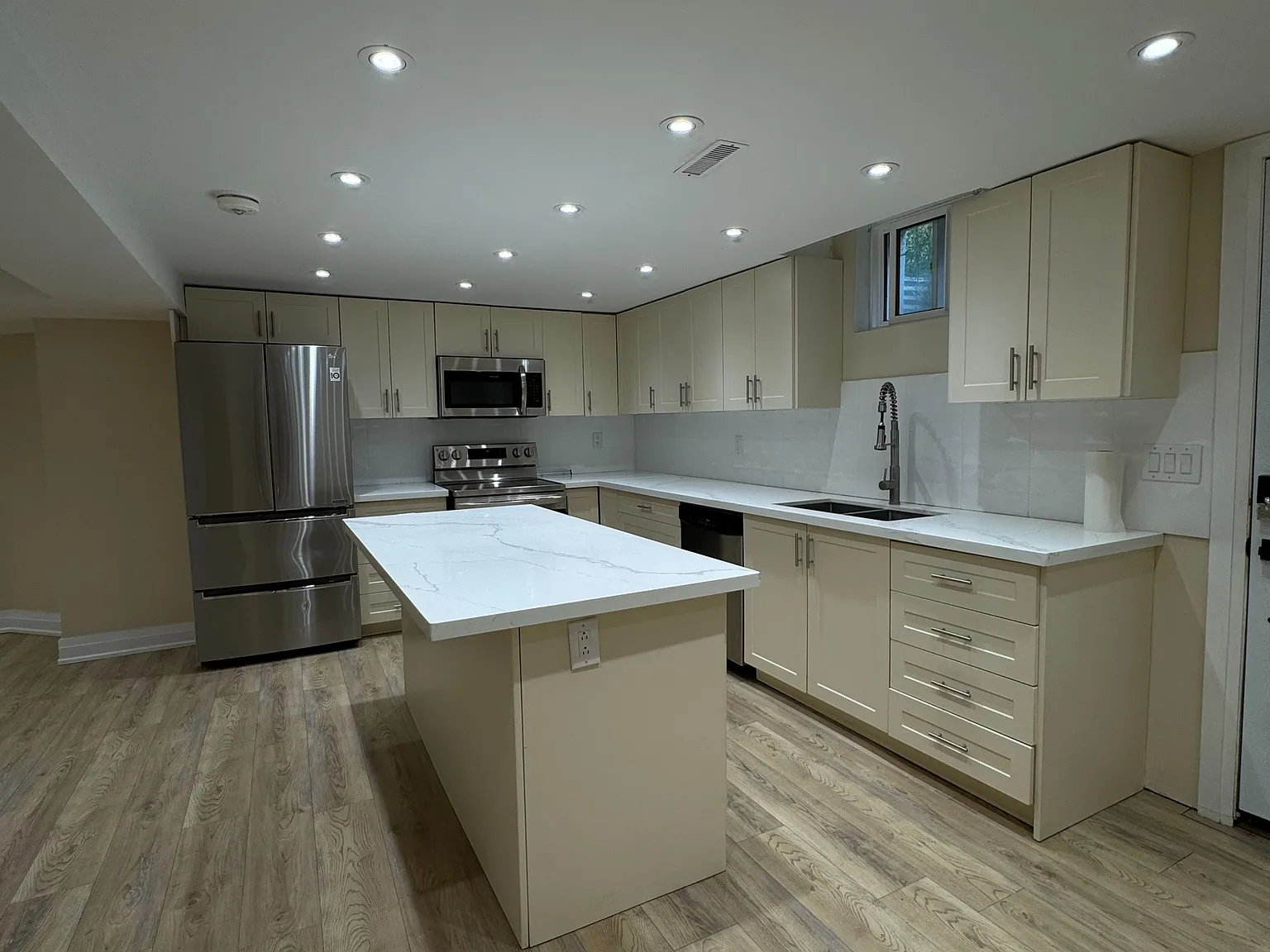 1 bed, $1,650 — Photo 3