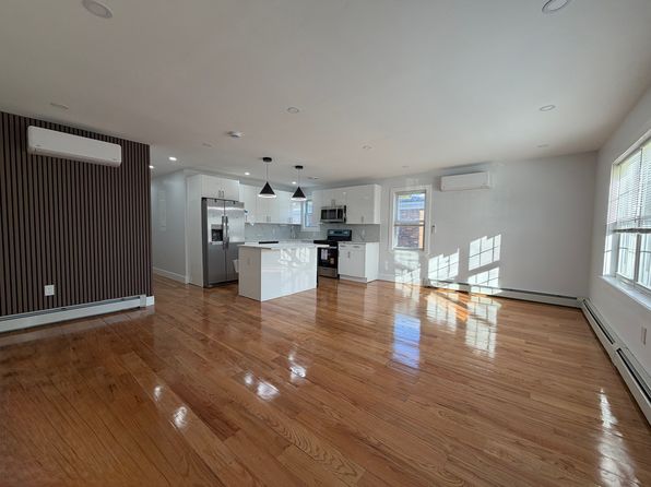 (undisclosed Address)