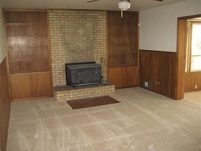 2nd image of 8613 Avenales Ave NE