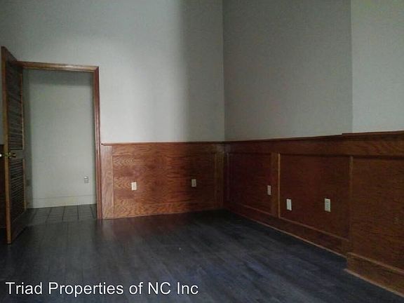 4th image of 118 Campbell Ave SE APT F