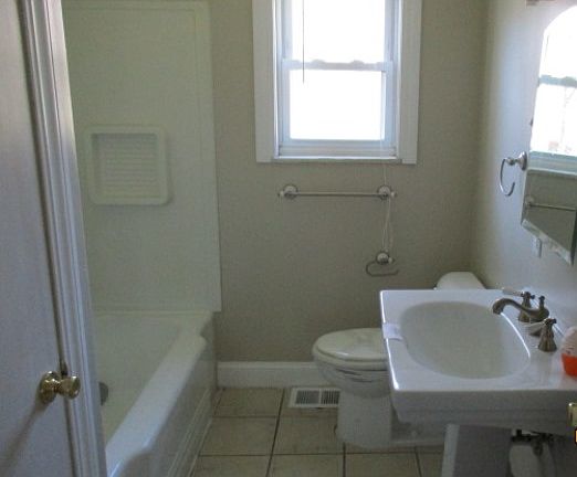 5th image of 174 Jerrol Ct