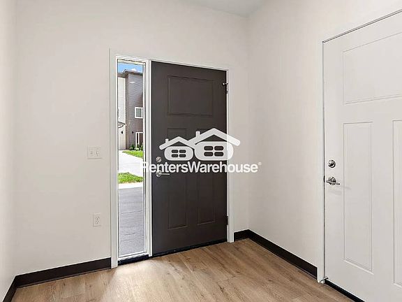 4th image of 3690 9th St NW Unit B
