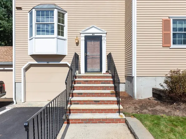 30 America Way #1, Salem, MA 01970