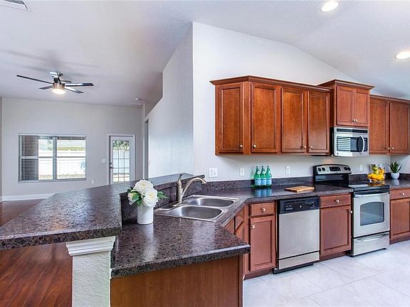 5th image of 11116 Irish Moss Ave