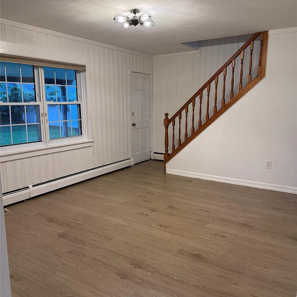 4 bed, 2.0 bath, 1444 sqft, $4,000 — Photo 3