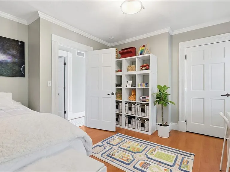 325 Centennial Ave — Photo 32