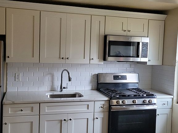 2nd image of 79 W Howcroft Rd #A