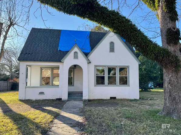 310 S Pensacola Ave, Atmore, AL 36502