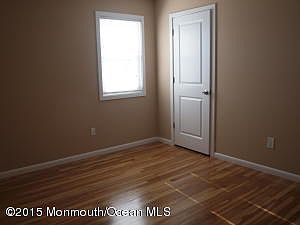 3rd image of 504 Bayview Dr
