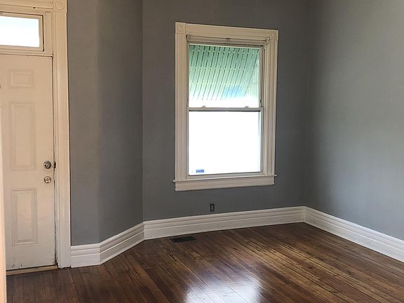 2nd image of 645 Barret Ave