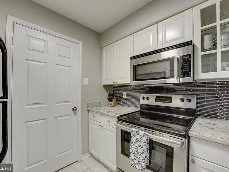 1501 Lincoln Way #101 — Photo 15